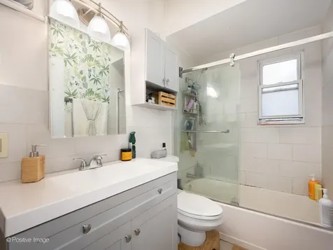 3611 West Diversey Avenue Chicago IL 60647