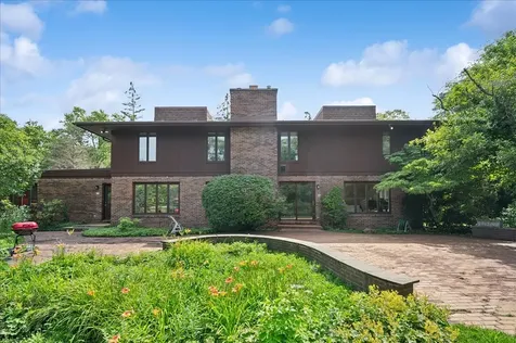 201 Aspen Lane Highland Park IL 60035
