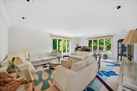 201 Aspen Lane Highland Park IL 60035