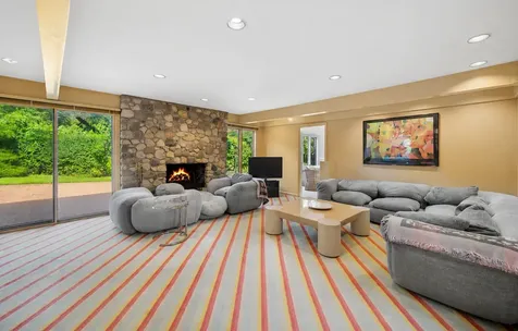 201 Aspen Lane Highland Park IL 60035