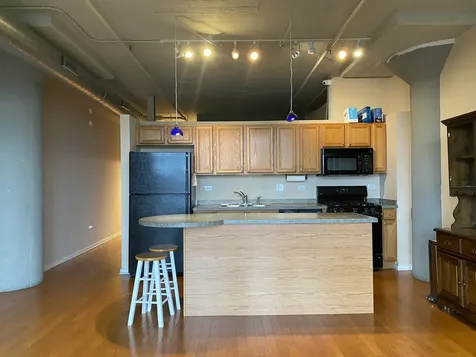 1525 South Sangamon Street Chicago IL 60608