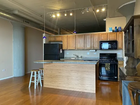 1525 South Sangamon Street Chicago IL 60608