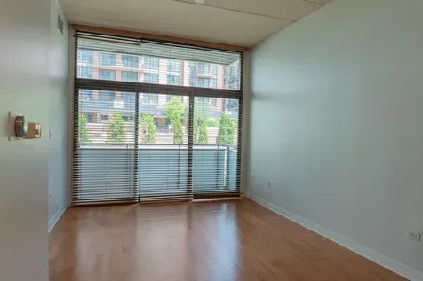 650 West Wayman Street Chicago IL 60661