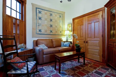 622 West Briar Place Chicago IL 60657