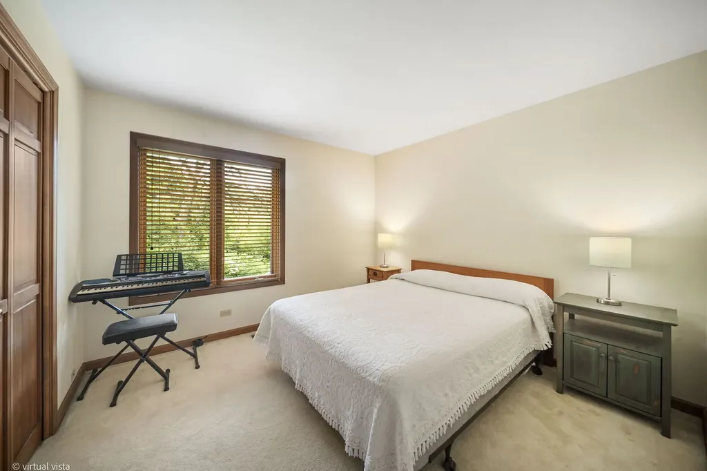 759 Feather Sound Drive Bolingbrook IL 60440