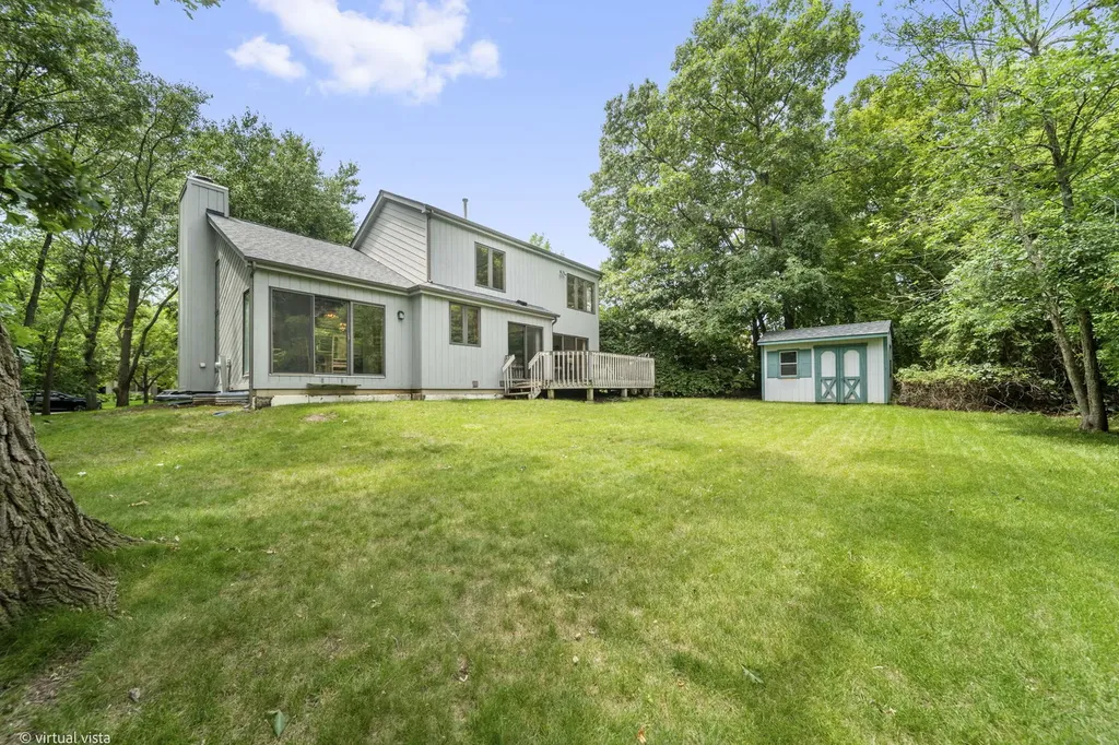 759 Feather Sound Drive Bolingbrook IL 60440