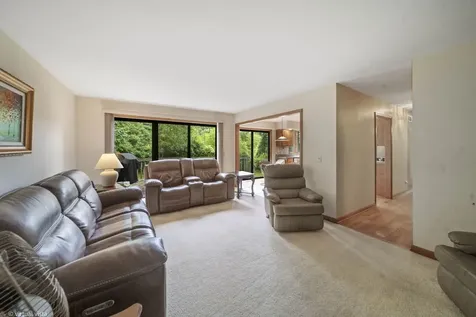 759 Feather Sound Drive Bolingbrook IL 60440