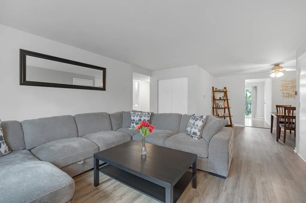 3934 West 104th Street Chicago IL 60655