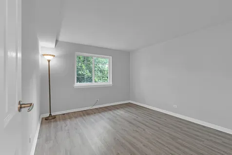 3934 West 104th Street Chicago IL 60655