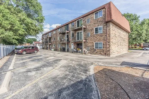 3934 West 104th Street Chicago IL 60655