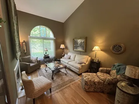 398 White Oak Lane Lake Barrington IL 60010