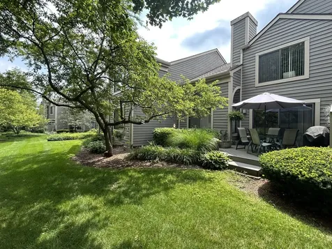398 White Oak Lane Lake Barrington IL 60010