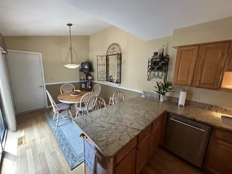 398 White Oak Lane Lake Barrington IL 60010