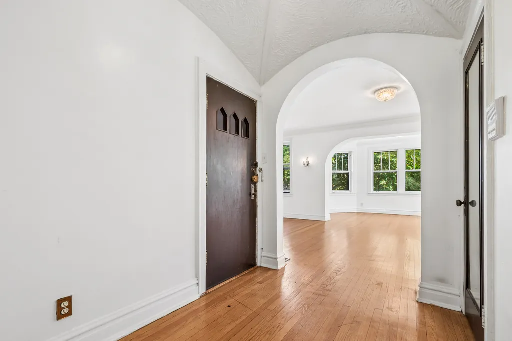 3435 West Adams Street Chicago IL 60624
