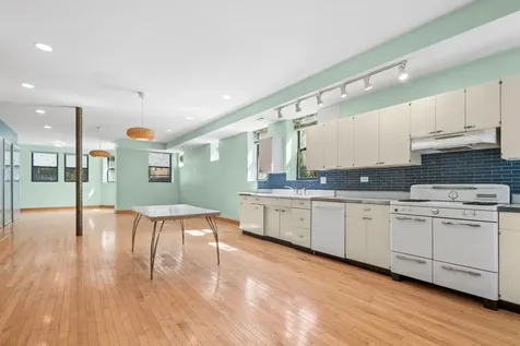 3435 West Adams Street Chicago IL 60624