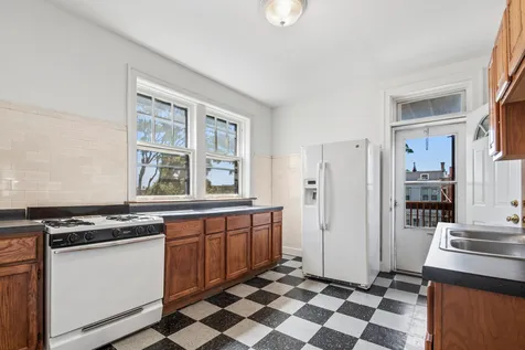 3435 West Adams Street Chicago IL 60624