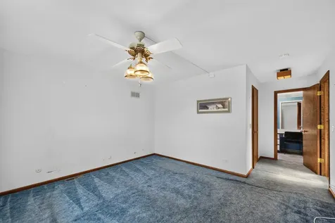 268 Scenic Drive Tower Lakes IL 60010