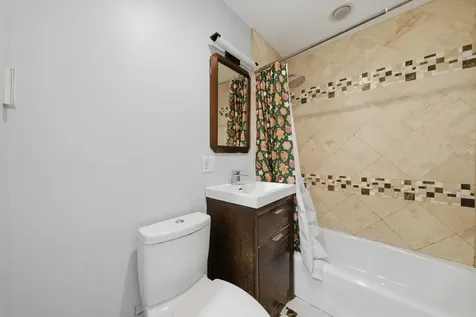 3859 North Cumberland Avenue Chicago IL 60634