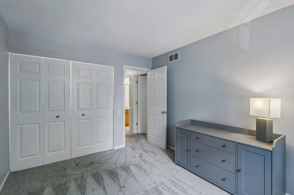 343 Cane Garden Circle Aurora IL 60504