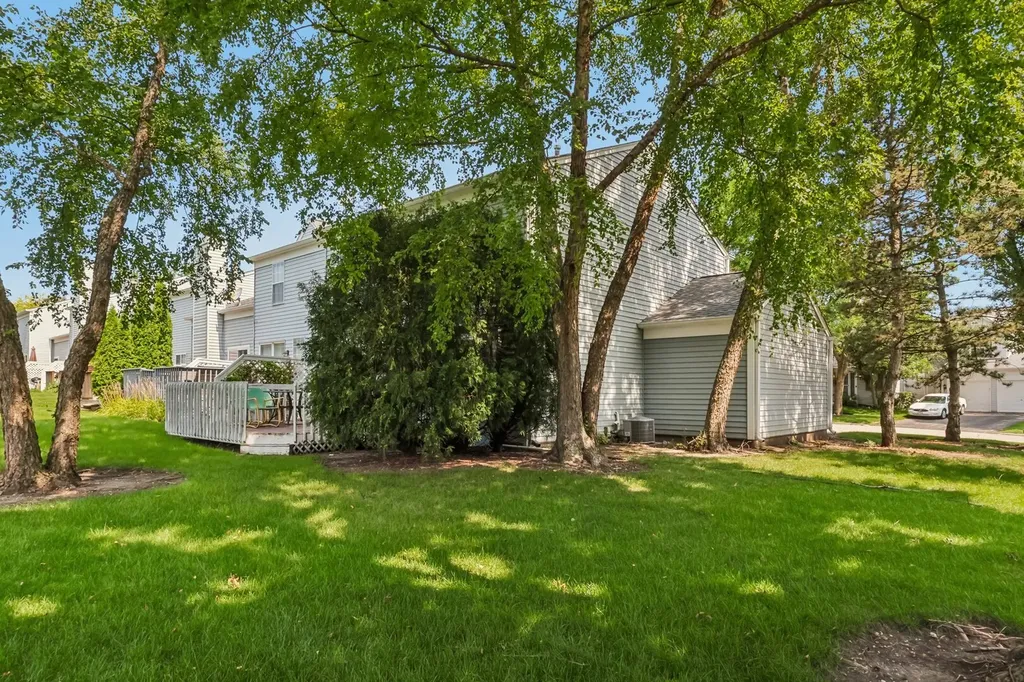 343 Cane Garden Circle Aurora IL 60504