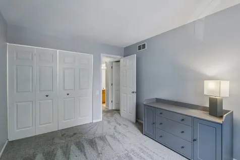 343 Cane Garden Circle Aurora IL 60504