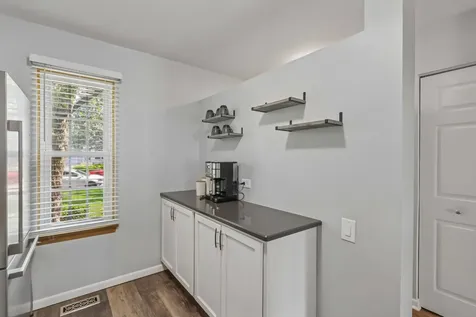 343 Cane Garden Circle Aurora IL 60504