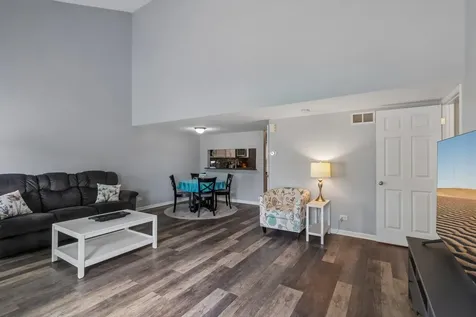 343 Cane Garden Circle Aurora IL 60504