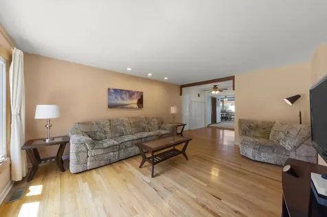 15200 Oxford Drive Oak Forest IL 60452