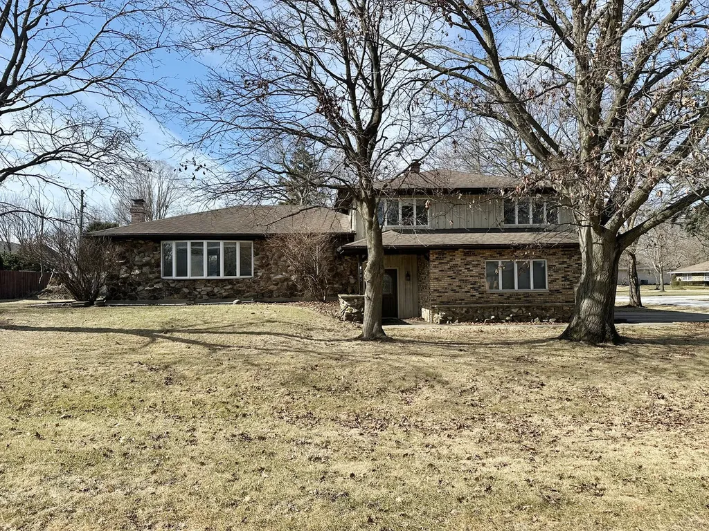 305 Doxbury Lane New Lenox IL 60451