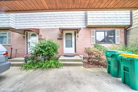 1773 Shoshonee Trail Wheeling IL 60090