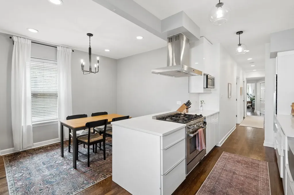 2747 North Spaulding Avenue Chicago IL 60647