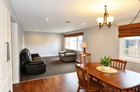 10037 Harnew Road E Oak Lawn IL 60453