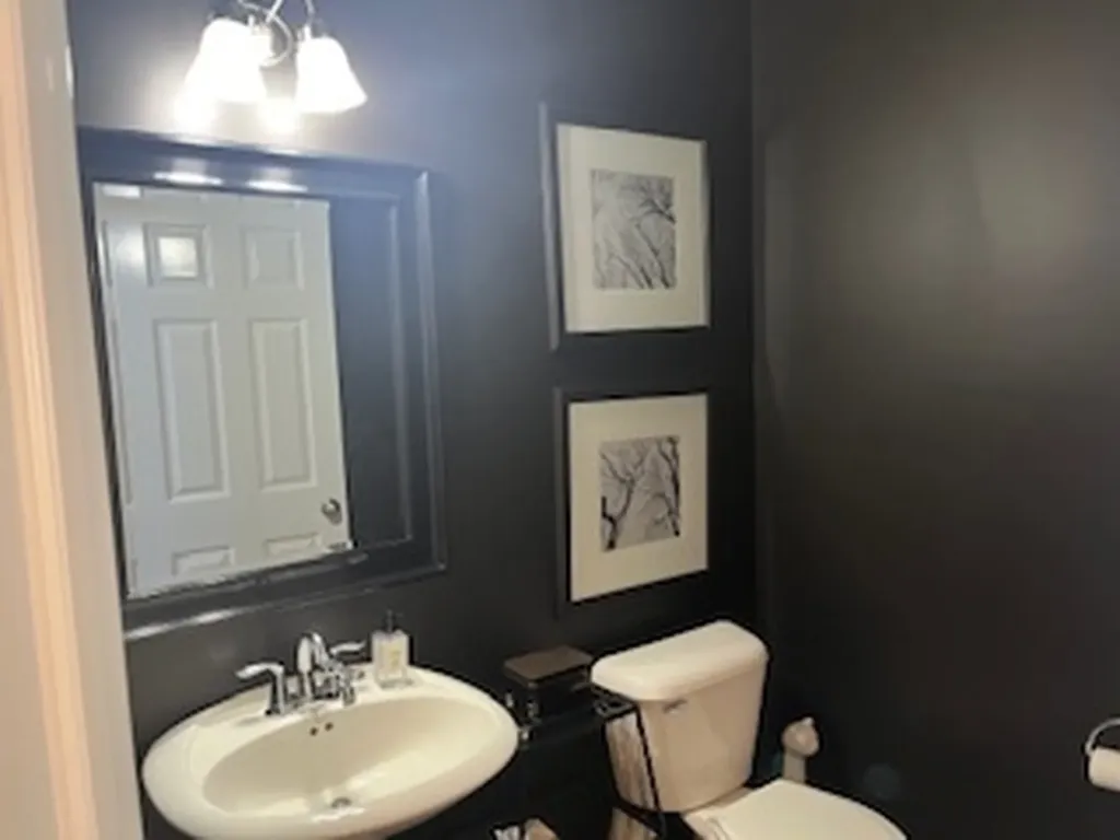 16W764 Hawthorne Court Willowbrook IL 60527