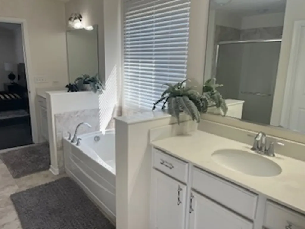 16W764 Hawthorne Court Willowbrook IL 60527