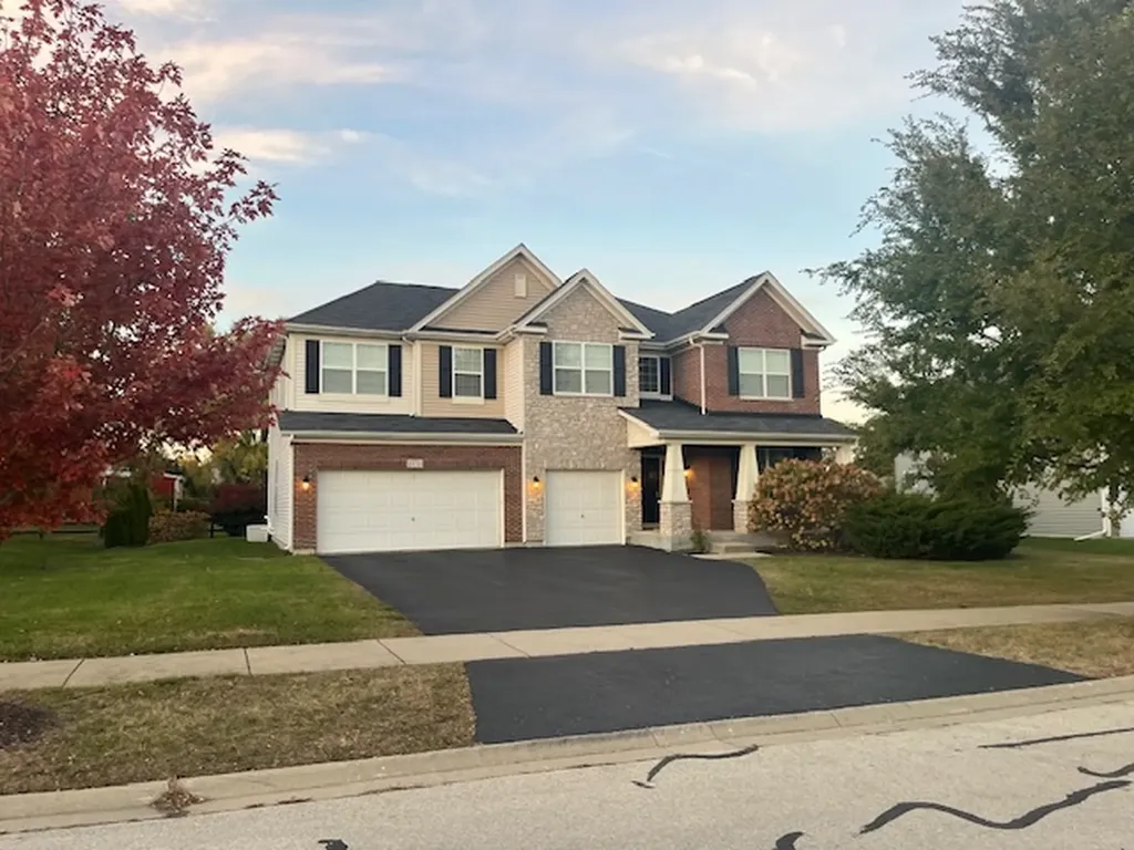 16W764 Hawthorne Court Willowbrook IL 60527