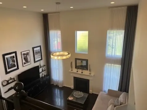 16W764 Hawthorne Court Willowbrook IL 60527