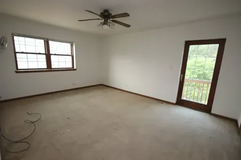 1142 Greenwood Circle Woodstock IL 60098