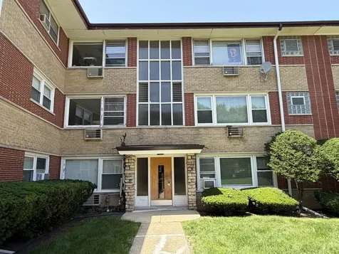 4326 North Keystone Avenue Chicago IL 60641