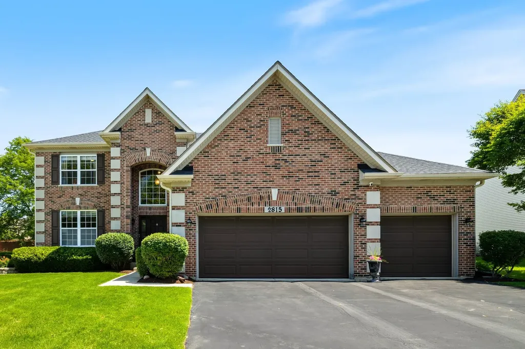 2815 Forest Creek Lane Naperville IL 60565