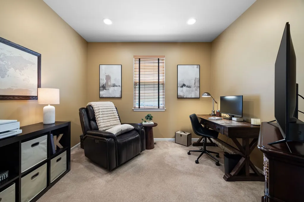 2815 Forest Creek Lane Naperville IL 60565