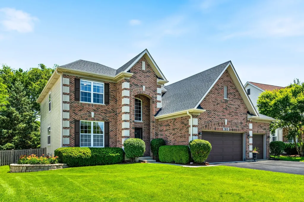 2815 Forest Creek Lane Naperville IL 60565