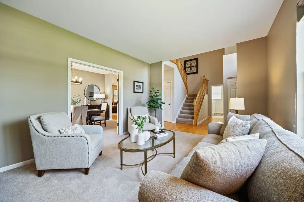 2815 Forest Creek Lane Naperville IL 60565