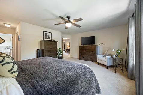 2815 Forest Creek Lane Naperville IL 60565