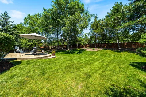 2815 Forest Creek Lane Naperville IL 60565
