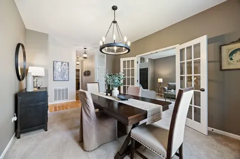 2815 Forest Creek Lane Naperville IL 60565