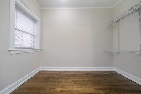 630 West Surf Street Chicago IL 60657