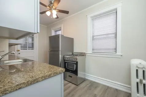 630 West Surf Street Chicago IL 60657