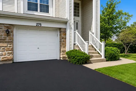275 Arlington Court Carol Stream IL 60188