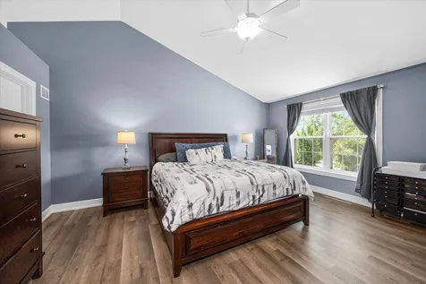 2777 Mc Duffee Circle North Aurora IL 60542