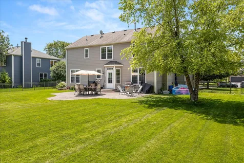 2777 Mc Duffee Circle North Aurora IL 60542